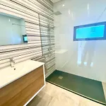 Celine Villa *