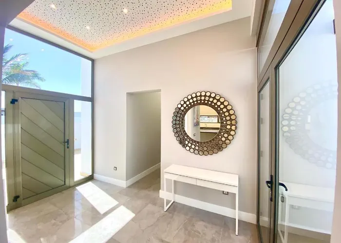 Celine بويرتو ذيل كارمين